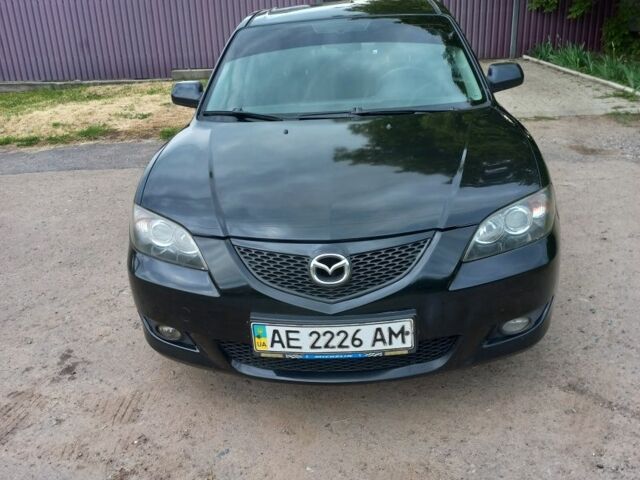 Черный Мазда 3, объемом двигателя 2 л и пробегом 250 тыс. км за 5200 $, фото 1 на Automoto.ua