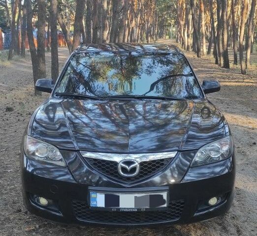 Черный Мазда 3, объемом двигателя 1.6 л и пробегом 173 тыс. км за 5000 $, фото 1 на Automoto.ua