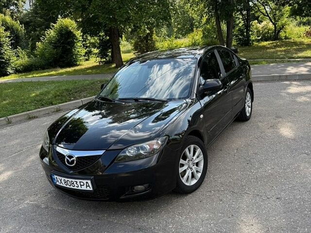 Черный Мазда 3, объемом двигателя 1.6 л и пробегом 280 тыс. км за 5600 $, фото 1 на Automoto.ua