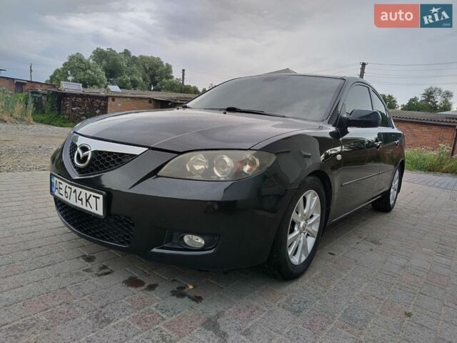Чорний Мазда 3, об'ємом двигуна 1.6 л та пробігом 176 тис. км за 7500 $, фото 1 на Automoto.ua