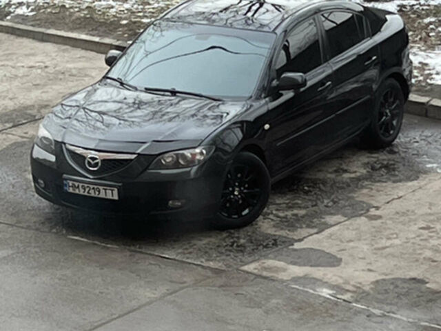 Черный Мазда 3, объемом двигателя 1.6 л и пробегом 250 тыс. км за 6500 $, фото 1 на Automoto.ua