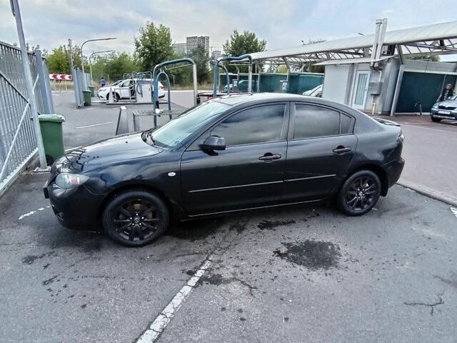 Чорний Мазда 3, об'ємом двигуна 2 л та пробігом 301 тис. км за 5200 $, фото 1 на Automoto.ua