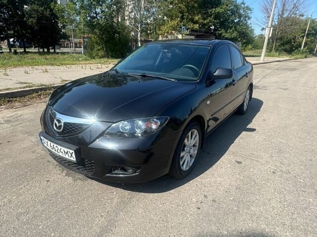 Черный Мазда 3, объемом двигателя 1.6 л и пробегом 201 тыс. км за 4600 $, фото 1 на Automoto.ua