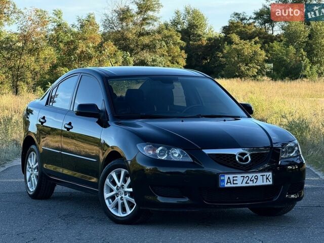 Черный Мазда 3, объемом двигателя 1.6 л и пробегом 142 тыс. км за 5699 $, фото 1 на Automoto.ua