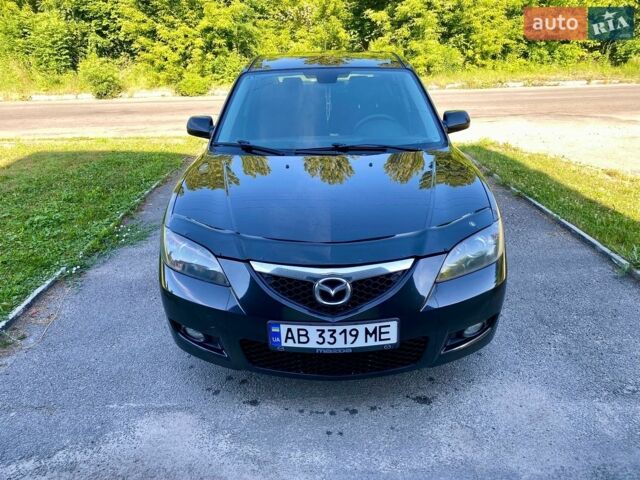 Черный Мазда 3, объемом двигателя 1.6 л и пробегом 208 тыс. км за 5100 $, фото 1 на Automoto.ua