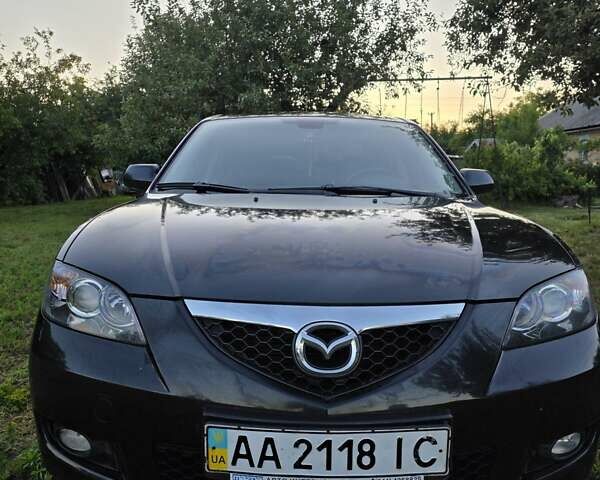 Чорний Мазда 3, об'ємом двигуна 1.6 л та пробігом 136 тис. км за 4800 $, фото 1 на Automoto.ua
