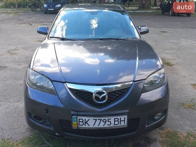 Чорний Мазда 3, об'ємом двигуна 1.6 л та пробігом 186 тис. км за 4500 $, фото 1 на Automoto.ua