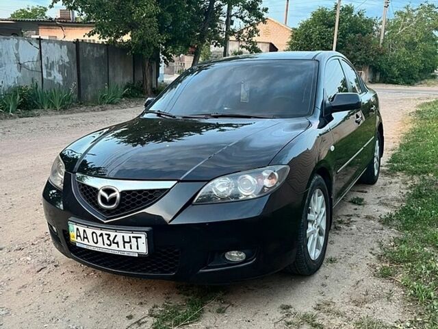 Чорний Мазда 3, об'ємом двигуна 2 л та пробігом 172 тис. км за 6700 $, фото 1 на Automoto.ua