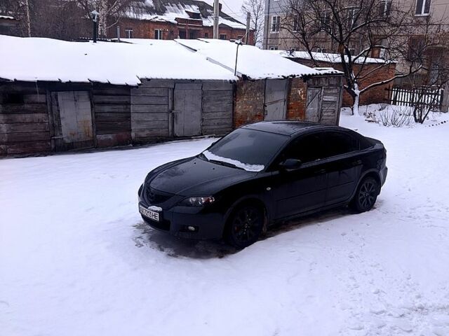 Черный Мазда 3, объемом двигателя 1.6 л и пробегом 1450 тыс. км за 6000 $, фото 1 на Automoto.ua