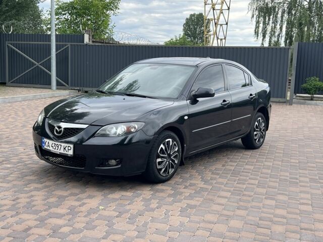 Черный Мазда 3, объемом двигателя 1.6 л и пробегом 260 тыс. км за 4800 $, фото 1 на Automoto.ua