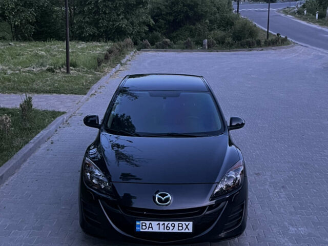 Чорний Мазда 3, об'ємом двигуна 1.6 л та пробігом 151 тис. км за 7900 $, фото 1 на Automoto.ua