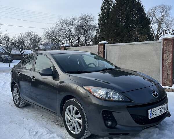 Черный Мазда 3, объемом двигателя 2 л и пробегом 170 тыс. км за 8300 $, фото 1 на Automoto.ua