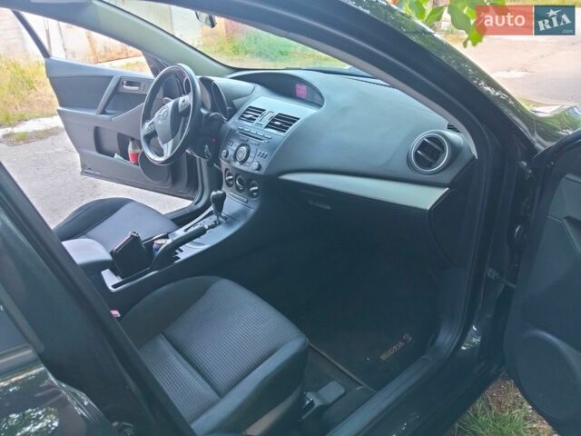 Чорний Мазда 3, об'ємом двигуна 2 л та пробігом 225 тис. км за 6900 $, фото 1 на Automoto.ua