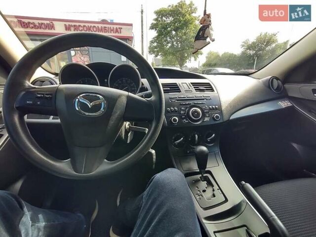 Черный Мазда 3, объемом двигателя 2 л и пробегом 155 тыс. км за 4500 $, фото 1 на Automoto.ua