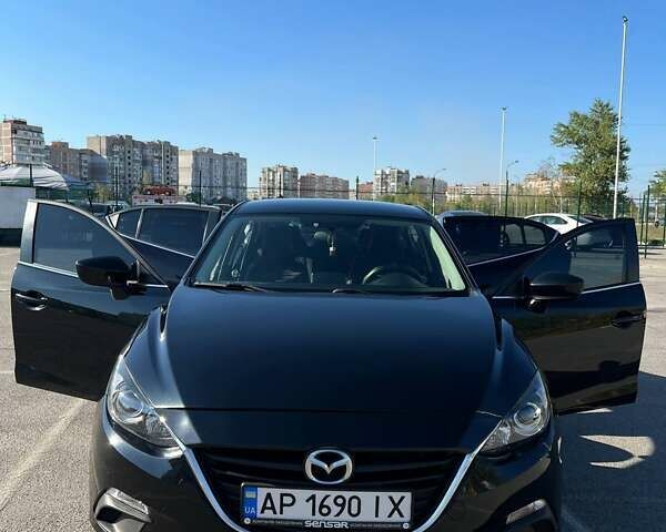 Черный Мазда 3, объемом двигателя 2 л и пробегом 160 тыс. км за 11600 $, фото 1 на Automoto.ua