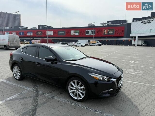 Черный Мазда 3, объемом двигателя 2 л и пробегом 178 тыс. км за 11200 $, фото 1 на Automoto.ua