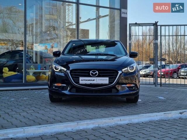 Черный Мазда 3, объемом двигателя 1.5 л и пробегом 79 тыс. км за 15800 $, фото 1 на Automoto.ua