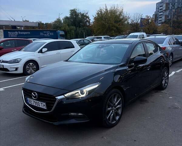 Черный Мазда 3, объемом двигателя 2.49 л и пробегом 92 тыс. км за 12900 $, фото 1 на Automoto.ua