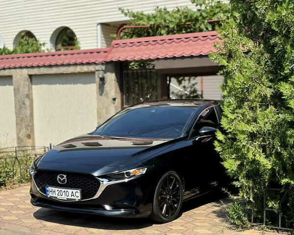 Черный Мазда 3, объемом двигателя 2.49 л и пробегом 47 тыс. км за 15700 $, фото 1 на Automoto.ua