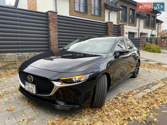 Черный Мазда 3, объемом двигателя 2.5 л и пробегом 18 тыс. км за 18450 $, фото 1 на Automoto.ua