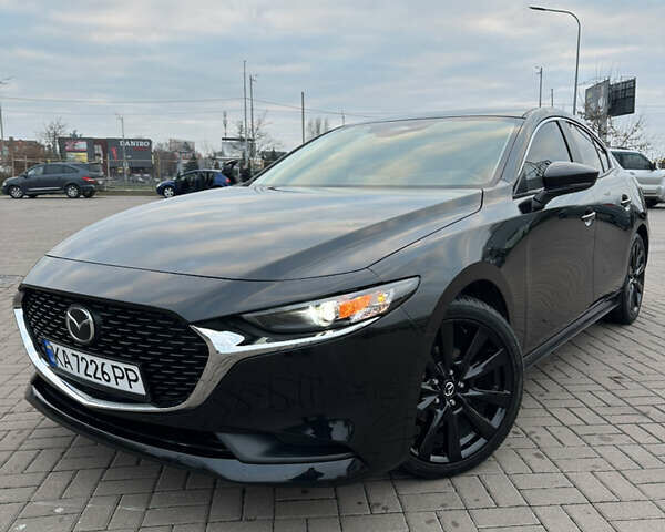 Черный Мазда 3, объемом двигателя 2.49 л и пробегом 31 тыс. км за 19555 $, фото 1 на Automoto.ua