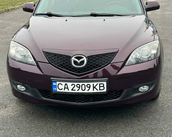 Фиолетовый Мазда 3, объемом двигателя 1.6 л и пробегом 161 тыс. км за 5600 $, фото 1 на Automoto.ua