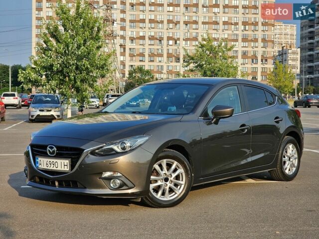 Коричневий Мазда 3, об'ємом двигуна 1.5 л та пробігом 93 тис. км за 12900 $, фото 1 на Automoto.ua