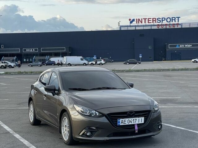 Мазда 3 2013 в Днепре (Днепропетровске) на Automoto.ua Коричневый Мазда 3, объемом двигателя 2 л и пробегом 197 тыс. км за 8200 $, фото 1 на Automoto.ua