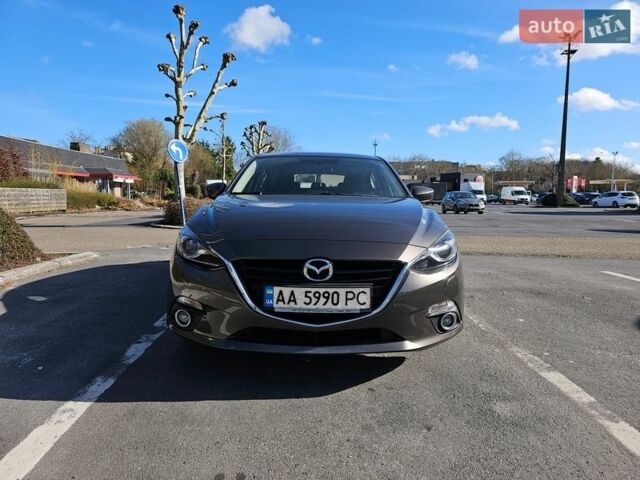 Коричневый Мазда 3, объемом двигателя 1.5 л и пробегом 138 тыс. км за 9871 $, фото 1 на Automoto.ua