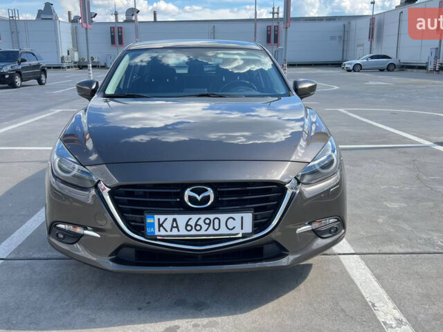 Коричневый Мазда 3, объемом двигателя 1.5 л и пробегом 138 тыс. км за 17500 $, фото 1 на Automoto.ua