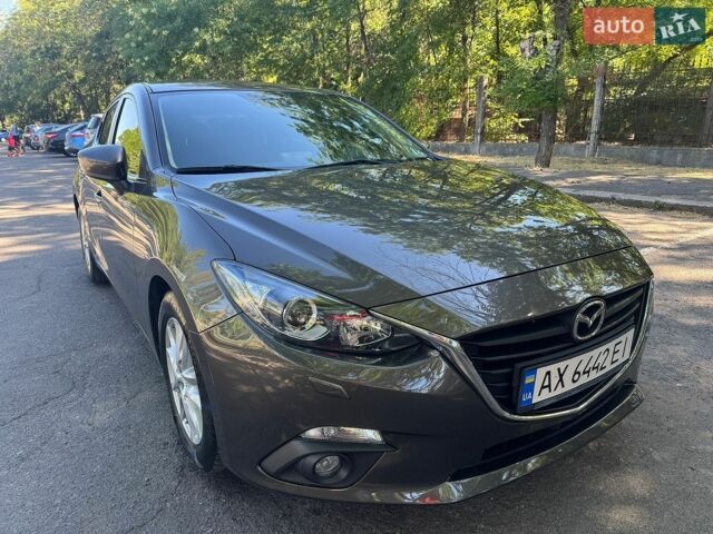 Коричневий Мазда 3, об'ємом двигуна 1.5 л та пробігом 65 тис. км за 14500 $, фото 1 на Automoto.ua