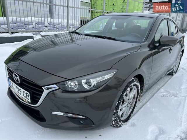 Коричневий Мазда 3, об'ємом двигуна 1.5 л та пробігом 112 тис. км за 13990 $, фото 1 на Automoto.ua
