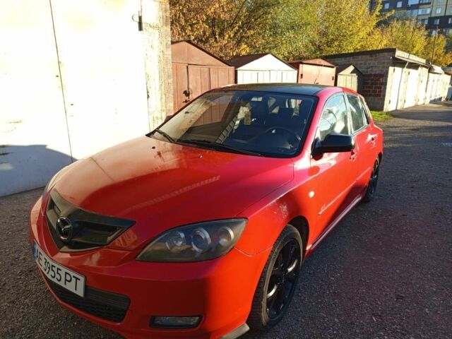 Красный Мазда 3, объемом двигателя 2.3 л и пробегом 215 тыс. км за 4200 $, фото 1 на Automoto.ua