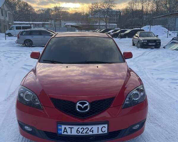Красный Мазда 3, объемом двигателя 1.6 л и пробегом 236 тыс. км за 4100 $, фото 1 на Automoto.ua