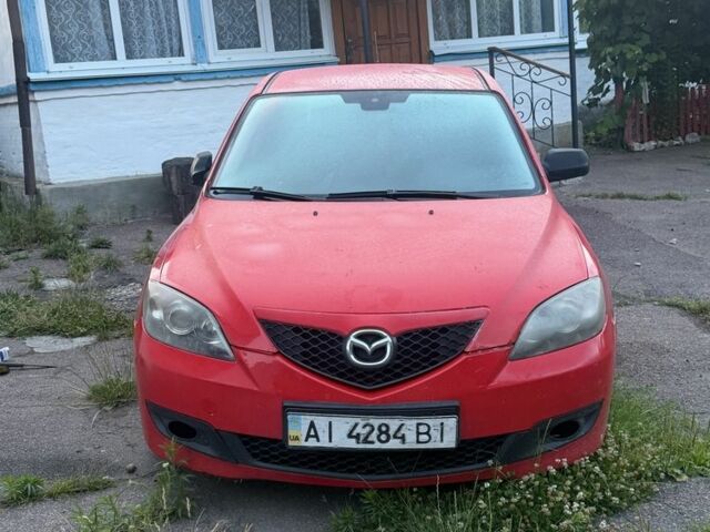 Красный Мазда 3, объемом двигателя 1.6 л и пробегом 3 тыс. км за 2000 $, фото 1 на Automoto.ua