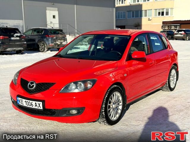 Красный Мазда 3, объемом двигателя 1.6 л и пробегом 1390 тыс. км за 6500 $, фото 1 на Automoto.ua