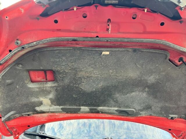 Красный Мазда 3, объемом двигателя 1.6 л и пробегом 149 тыс. км за 6500 $, фото 1 на Automoto.ua