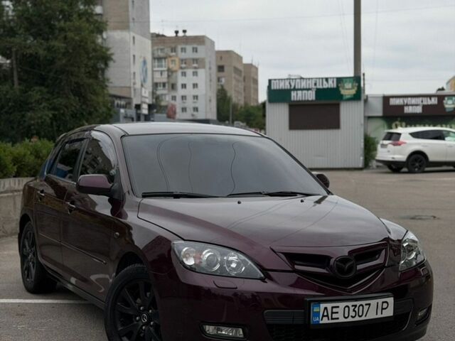 Красный Мазда 3, объемом двигателя 1.6 л и пробегом 240 тыс. км за 6000 $, фото 1 на Automoto.ua