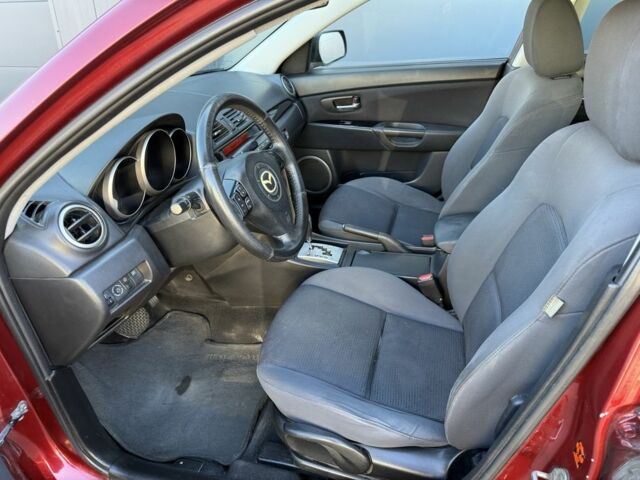 Червоний Мазда 3, об'ємом двигуна 2 л та пробігом 247 тис. км за 3800 $, фото 1 на Automoto.ua