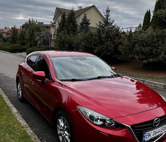 Красный Мазда 3, объемом двигателя 1.5 л и пробегом 96 тыс. км за 11300 $, фото 1 на Automoto.ua