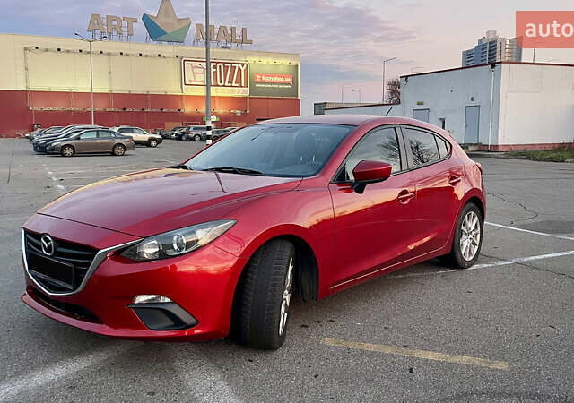 Красный Мазда 3, объемом двигателя 2 л и пробегом 130 тыс. км за 12000 $, фото 1 на Automoto.ua