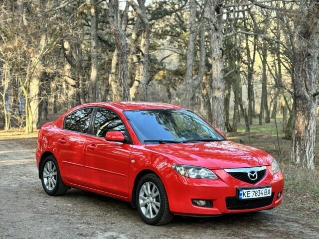 Красный Мазда 3, объемом двигателя 1.6 л и пробегом 230 тыс. км за 5500 $, фото 1 на Automoto.ua