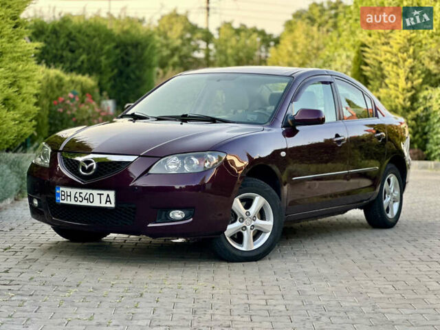 Красный Мазда 3, объемом двигателя 1.6 л и пробегом 210 тыс. км за 6700 $, фото 1 на Automoto.ua