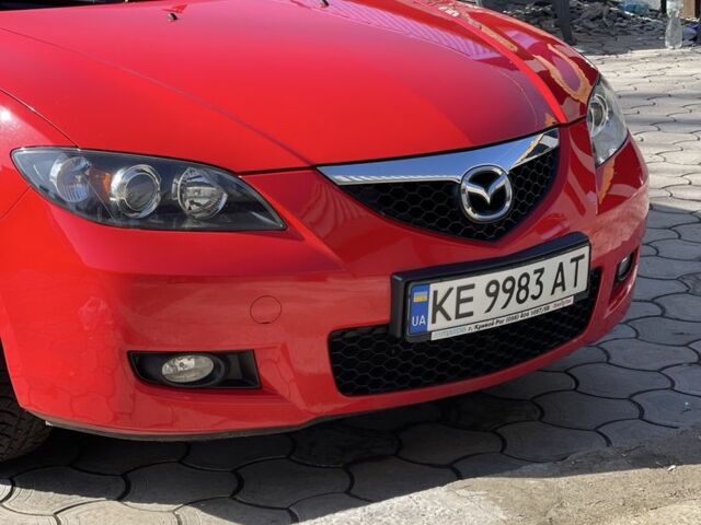 Красный Мазда 3, объемом двигателя 1.6 л и пробегом 89 тыс. км за 7000 $, фото 1 на Automoto.ua