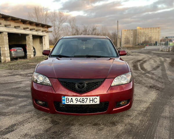 Красный Мазда 3, объемом двигателя 2 л и пробегом 326 тыс. км за 5500 $, фото 1 на Automoto.ua