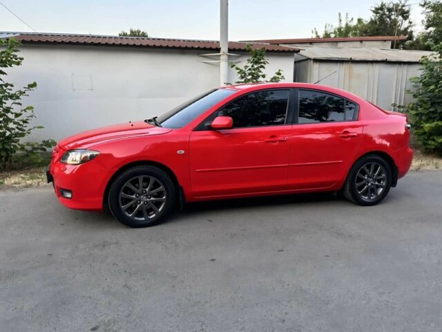 Красный Мазда 3, объемом двигателя 1.6 л и пробегом 178 тыс. км за 5800 $, фото 1 на Automoto.ua