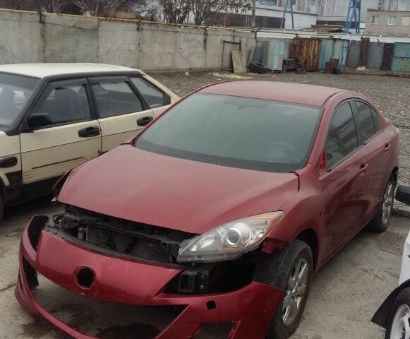 Красный Мазда 3, объемом двигателя 0 л и пробегом 55 тыс. км за 4500 $, фото 1 на Automoto.ua