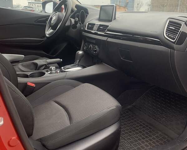 Красный Мазда 3, объемом двигателя 2 л и пробегом 107 тыс. км за 10800 $, фото 1 на Automoto.ua