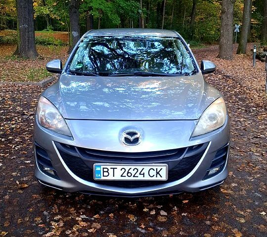 Мазда 3, объемом двигателя 1.6 л и пробегом 203 тыс. км за 5500 $, фото 1 на Automoto.ua