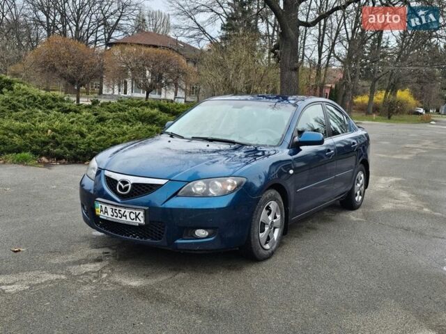 Мазда 3, объемом двигателя 1.6 л и пробегом 200 тыс. км за 3300 $, фото 1 на Automoto.ua